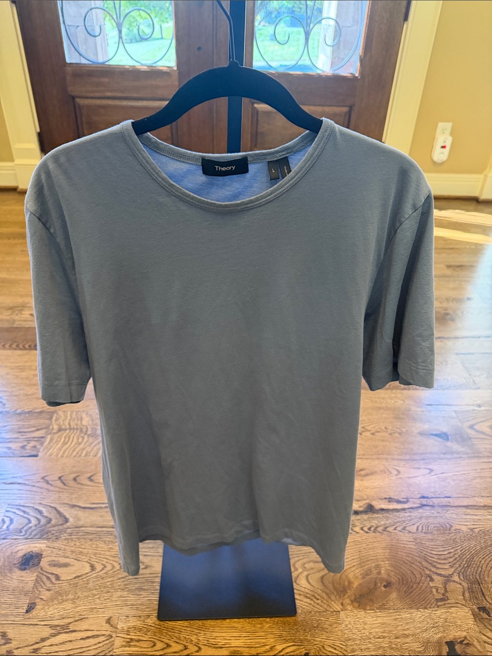 Brand New Men’s Large Theory Short Sleeve Crew Neck Tee in Blueish Gray